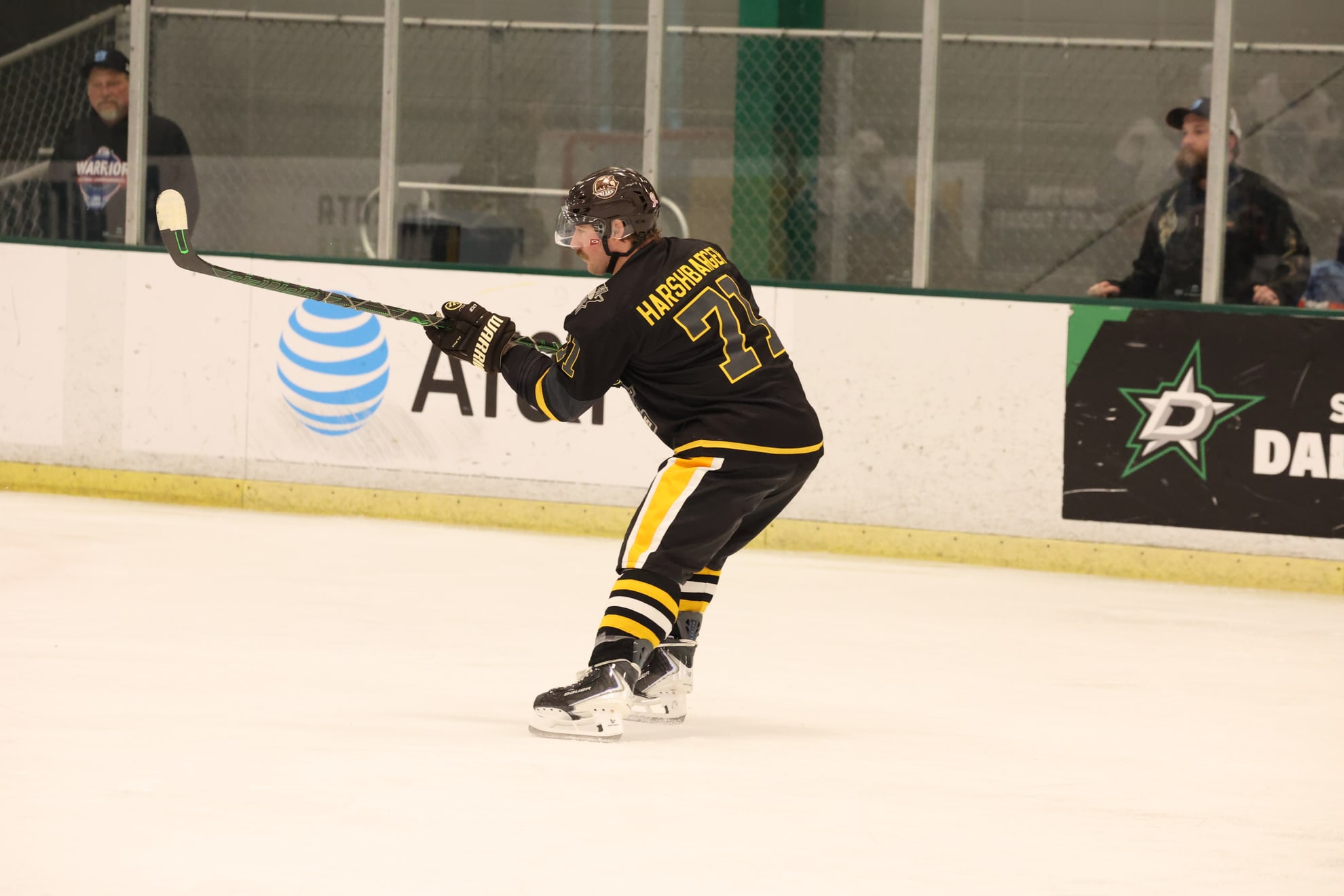 Action shot of Zayne Harshbarger